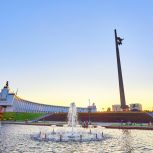 Депутат Госдумы Владимир Ресин поздравил россиян с Днём Победы