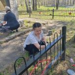 Ульяновские единороссы проводят субботники на территории памятников участникам Великой Отечественной войны