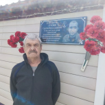 Олег Валенчук организовал доставку дров семье погибшего героя СВО