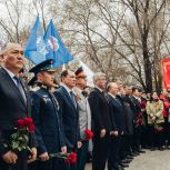 В преддверии Дня Победы «Единая Россия» почтила память павших воинов в годы Великой Отечественной Войны