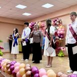 Депутаты фракции «Единая Россия» в Законодательном Собрании приняли участие в торжественных линейках в школах Нижнего Новгорода и области