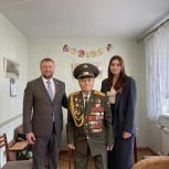 Владимир Смирнов поздравил ветеранов ВОВ  с наступающим Днём Победы