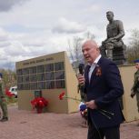 Накануне Дня Победы местные жители собрались в п. Коноша в парке «Патриот» имени Николая Мамонова