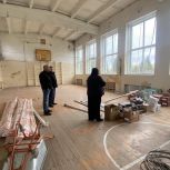 По народной программе «Единой России» в Колыванском районе капитально ремонтируют школу