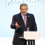 Трёхкратный олимпийский чемпион Владислав Третьяк приветствовал участников столичного «Фестиваля болельщиков»