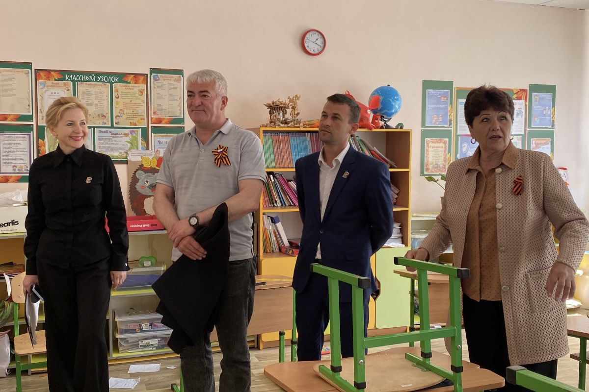 В Константиновской школе Херсонской области ко Дню Победы открыли необычный музей-блиндаж