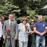 В Вятских Полянах торжественно открыли бюст Героя России Валерия Асапова
