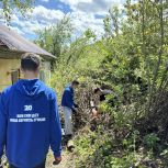 «Партия рядом»: молодогвардейцы оказали помощь семье в Горно-Алтайске
