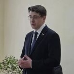 Региональную неделю депутат Госдумы, член фракции "Единая Россия" Александр Спиридонов продолжил в Няндомском округе