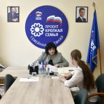 Депутаты провели приёмы граждан по личным вопросам