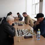 В Грозном «Единая Россия» организовала шахматный турнир среди участников СВО