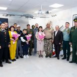 Айдар Метшин вручил награды бойцам СВО в Алексеевском районе