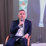 Сохранение культурного наследия и развитие системы воспитания обсудили на круглом столе в Москве
