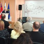 Депутат Госдумы, участник предварительного голосования «Единой России» Евгений Москвичев провел встречу с жителями Фроловского района