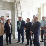 Россошанские единороссы провели контроль хода строительства социальных объектов по народной программе партии