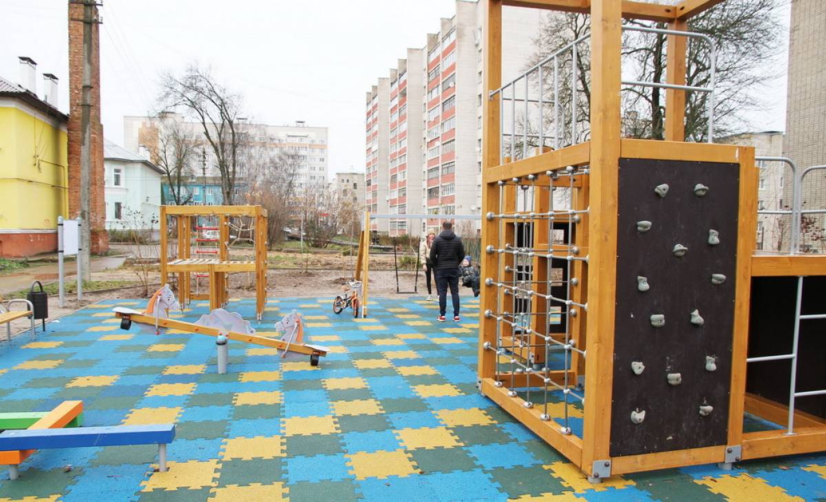 Фото установленных детских площадок АВЕН