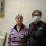 Единороссы Кировского района Казани поздравили ветерана