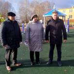 В поселке Октябрьский установлены спортплощадка и спортивно-игровой комплекс