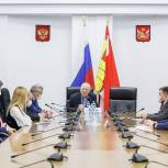 В областной Думе обсудили программу по обеспечению граждан доступным и комфортным жильем