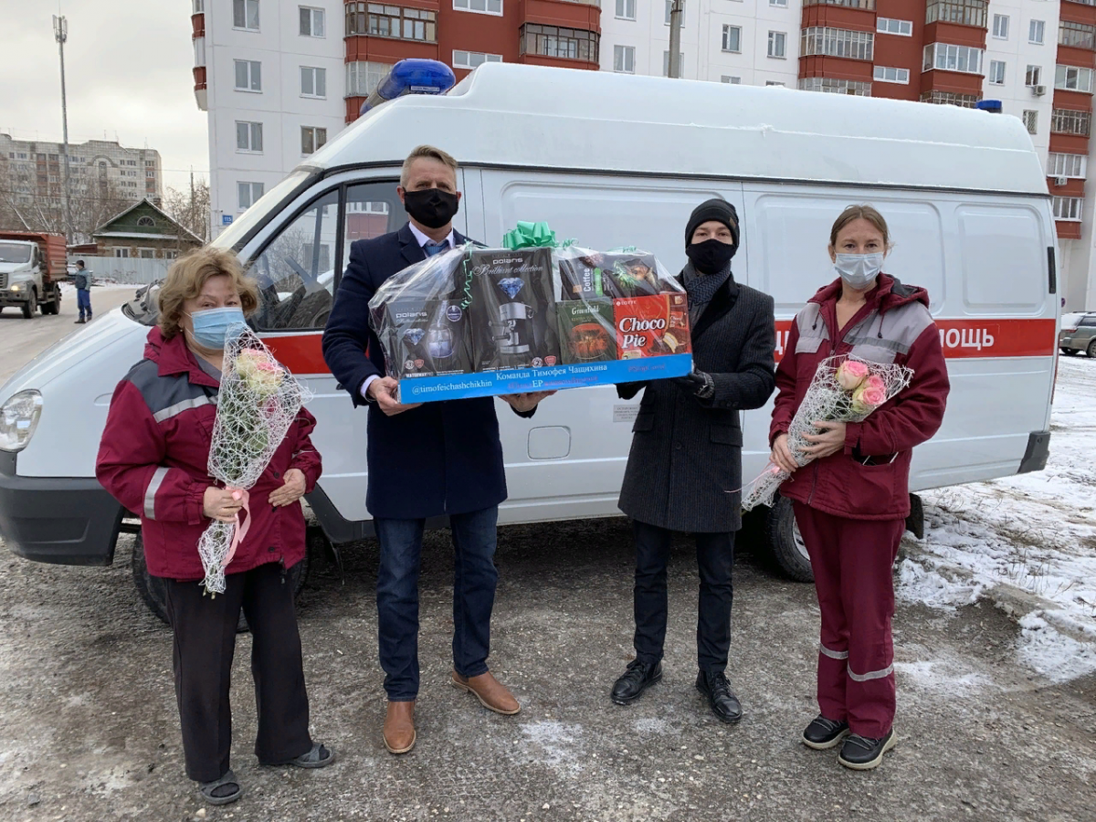 Индустриальной подстанции «Пермской городской станции скорой медицинской  помощи» передали комплект 