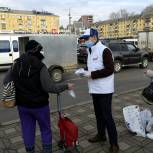 Кировские волонтеры раздадут 100 тысяч масок жителям региона