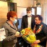 Краснодарским фронтовикам продолжают вручать мобильные  телефоны
