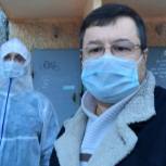Активисты Мурманской области оказывают помощь медикам