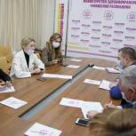 Алёна Аршинова обсудила с министром здравоохранения Чувашии Владимиром Степановым вопросы взаимодействия ведомства с волонтерами