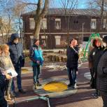 По обращению в приёмную «Единой России» инициирован ремонт детской площадки в Сокольниках