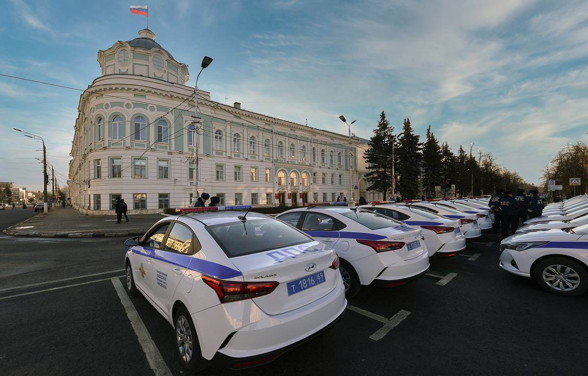 68 новых служебных автомобилей переданы подразделениям полиции Тверской  области