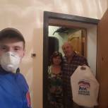 Владимирские волонтеры «Единой России» доставили продукты пожилым гражданам