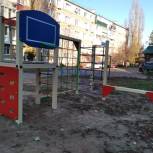Депутат ЗСК помогла построить детскую площадку в Кавказском районе