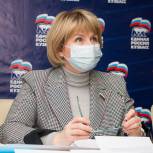 В Кузбассе депутат-медик ответила на вопросы волонтеров о вакцинации