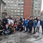 В Мурманске по инициативе волонтерского центра «Единой России» прошла акция «Спасибо врачам»