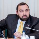 Султан Хамзаев призвал сократить продажи алкоголя в преддверии Нового года