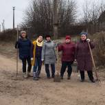 Единороссы Железногорского района организовали уборку территории