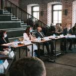 Депутаты Тюменской облдумы обсудили молодежную политику в регионе