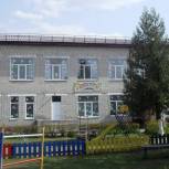 Красногорские единороссы посетили детский сад "Радуга".