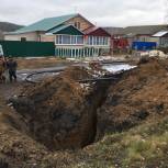 Единороссы Кузнецкого района следят за ходом ремонта участков водопроводной сети
