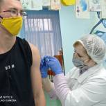 Мобильный пункт вакцинации развернули для жителей поселка Кленовка Еманжелинского района
