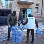 Волонтеры «Единой России» доставили питьевую воду в ковид-госпитали