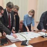 Дмитрий Лукинов окажет содействие в развитии сети детсадов и школ Коминтерновского района