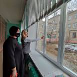 Ольга Чистякова оказала содействие в установке оконных конструкций в школах Первомайского района Пензы
