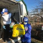 Волонтеры оказали помощь многодетной семье погорельцев из поселка Красная горка