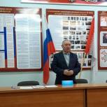 Евгений Небогатиков поздравил сотрудников органов внутренних дел с профессиональным праздником