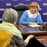 Ксения Суханкина пообщалась с посетителями центра поддержки семей мобилизованных граждан