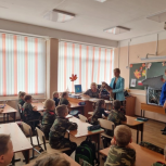 «Единая Россия» продолжает проводить для детей «Уроки добра»