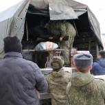 «Единая Россия» продолжает обеспечивать солдат и офицеров необходимыми товарами