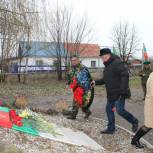 Алексей Марьин почтил память Героев пограничников в Сердобске