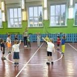 «Единая Россия» провела спортивные эстафеты для дошкольников в Терском районе